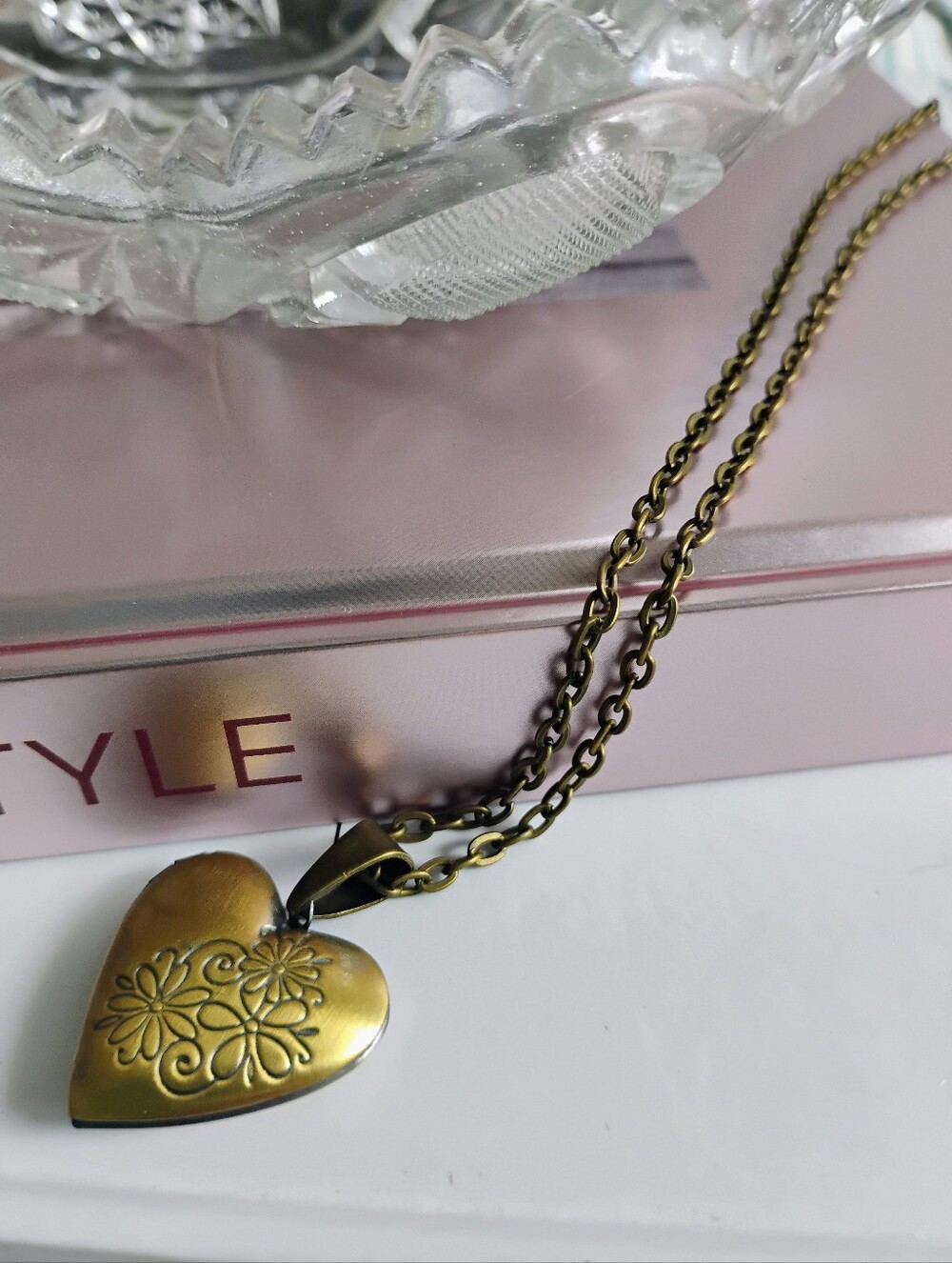 Vintage Vibes Heart Shaped Engraved Floral Locket Necklace
